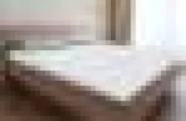Непромокаемый наматрасник 90х200х25, ткань caress, цвет белый
